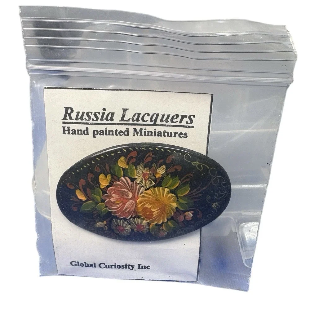 Russian Lacquer Brooch Hand Painted Floral Oval Palekh Style Box Card Gift NWT